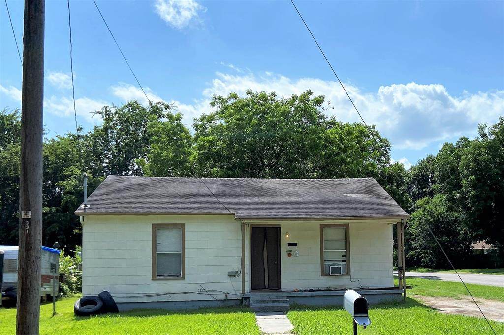 331 Howeth Street - Photo 1