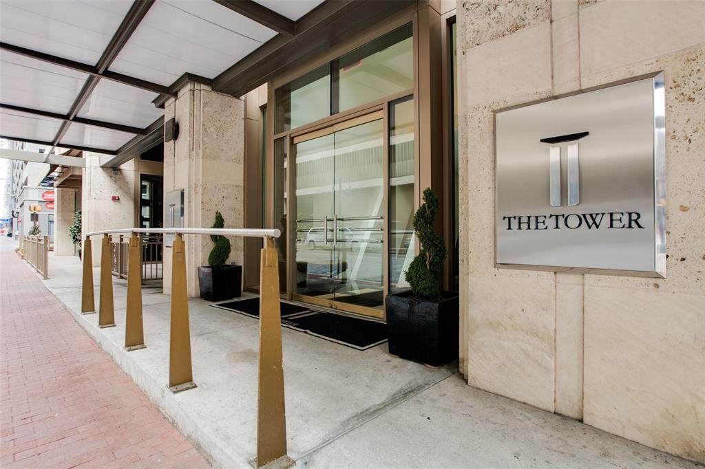 500 Throckmorton Street - Photo 1