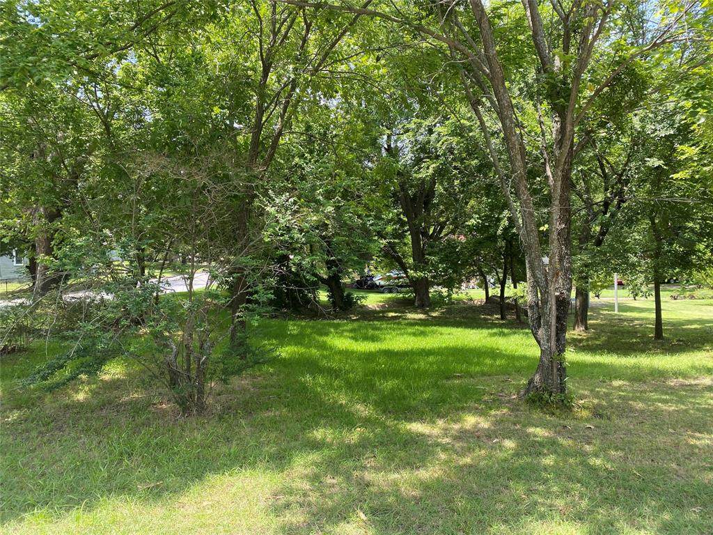 501 Morton Street - Photo 1