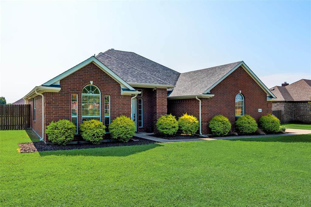 414 Cimarron Meadows Drive - Photo 1