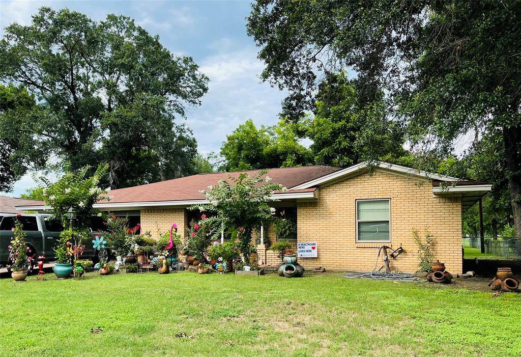 1701 Beverly Drive - Photo 1
