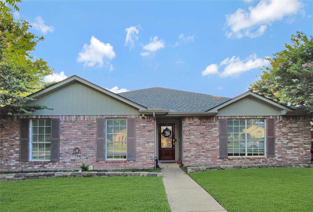 403 Adams Avenue - Photo 1