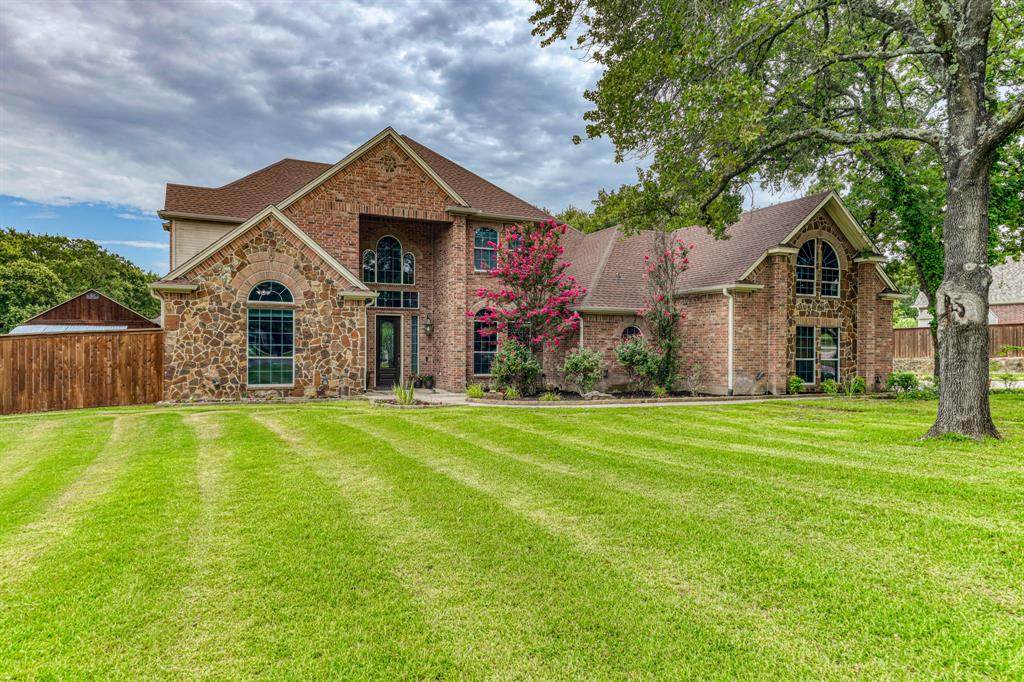 101 Woodside Court - Photo 1
