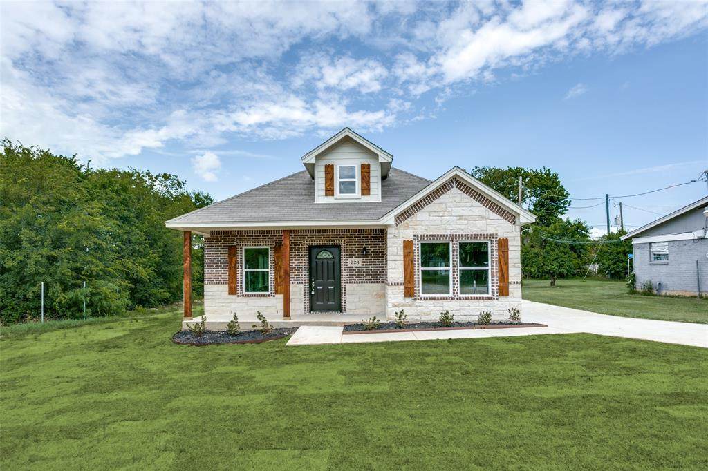 228 Chevy Chase Drive - Photo 1
