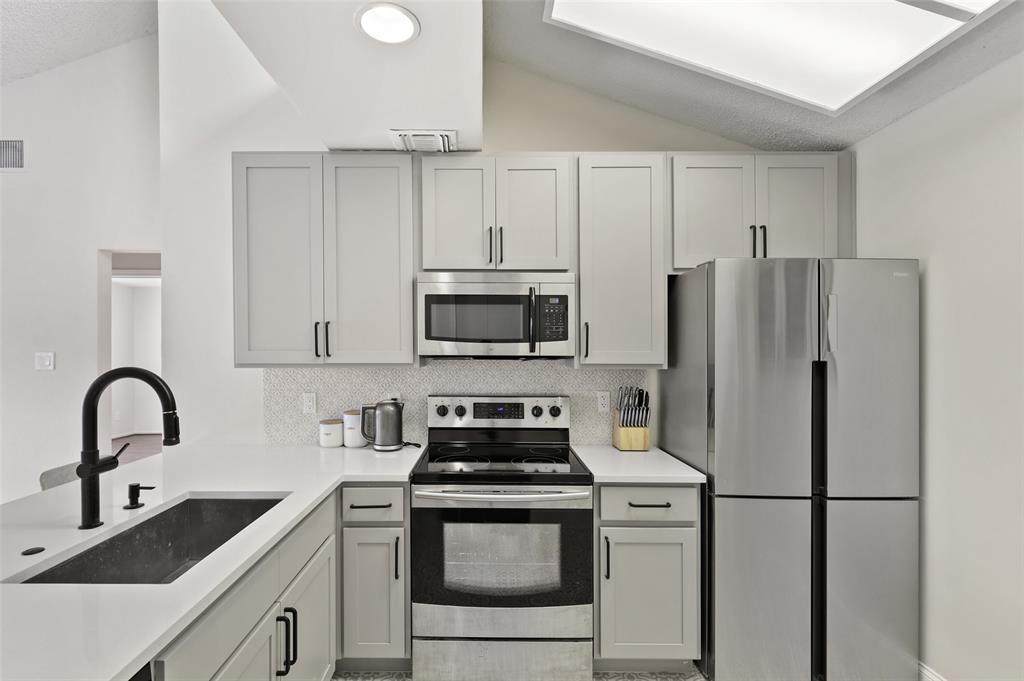 17490 Meandering Way - Photo 1