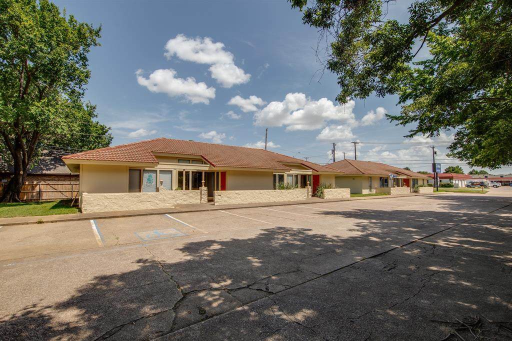 3105 Arkansas Lane - Photo 1