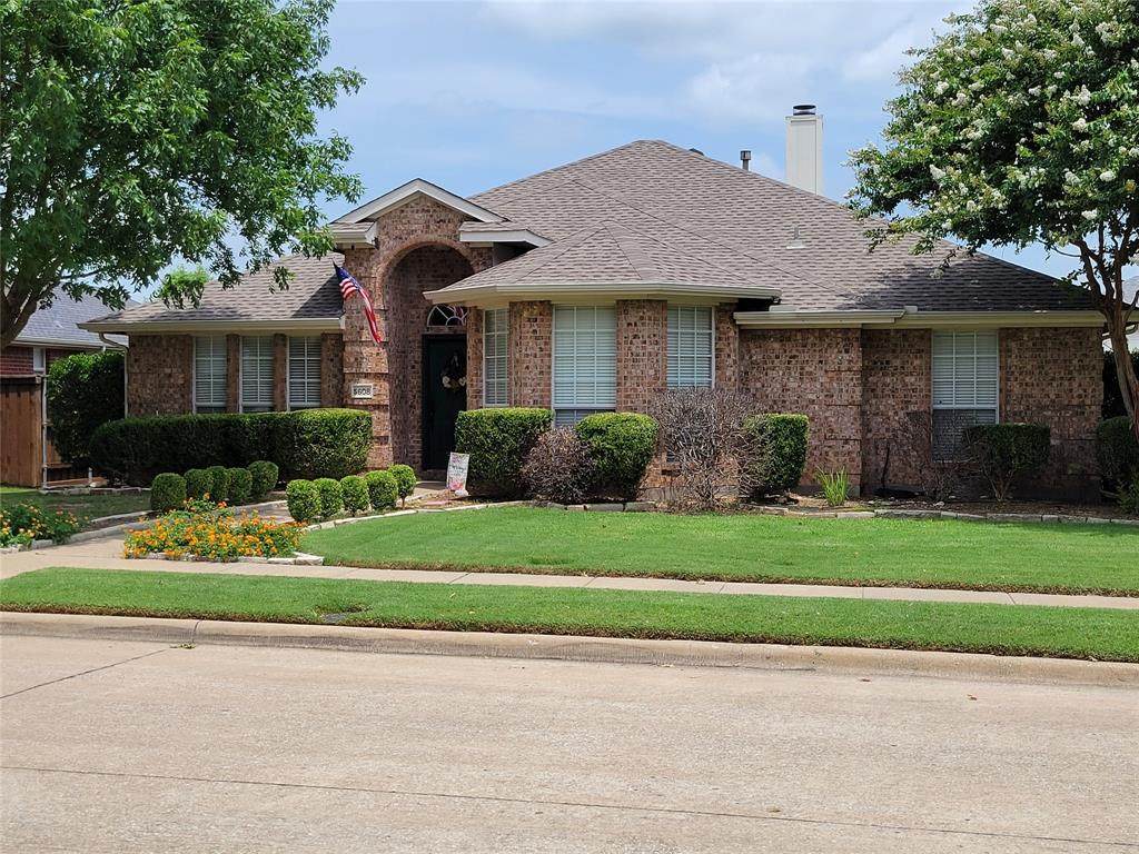 5608 Tulip Drive - Photo 1