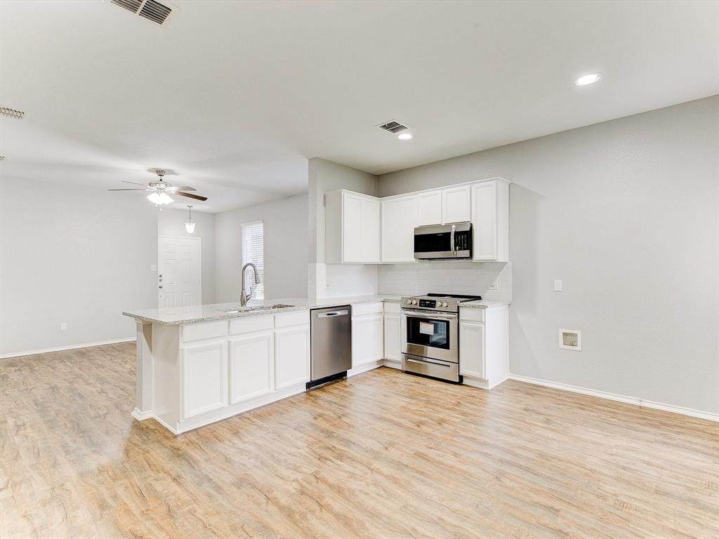 1121 Jamie Drive - Photo 1