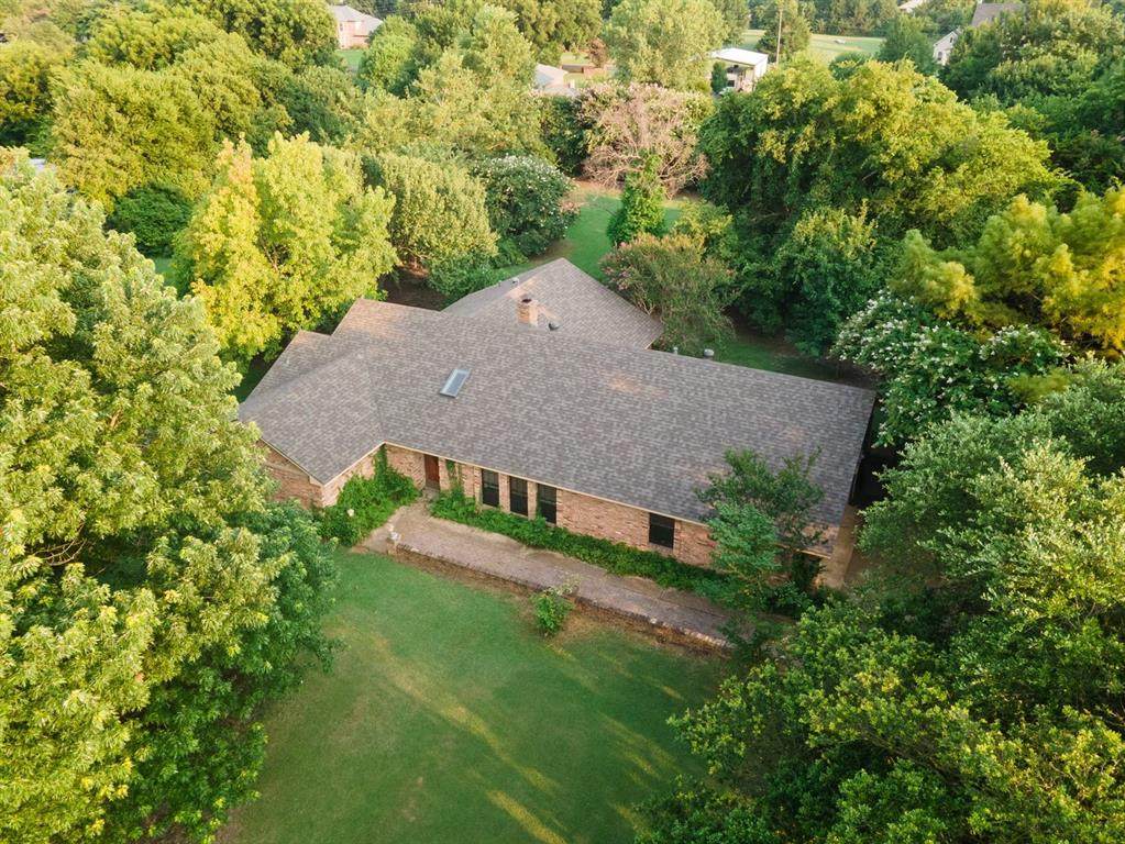 2002 Beaver Creek Road - Photo 1