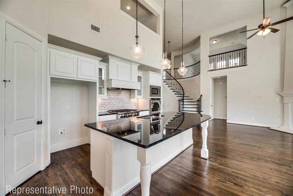 1503 Hackney - Photo 1