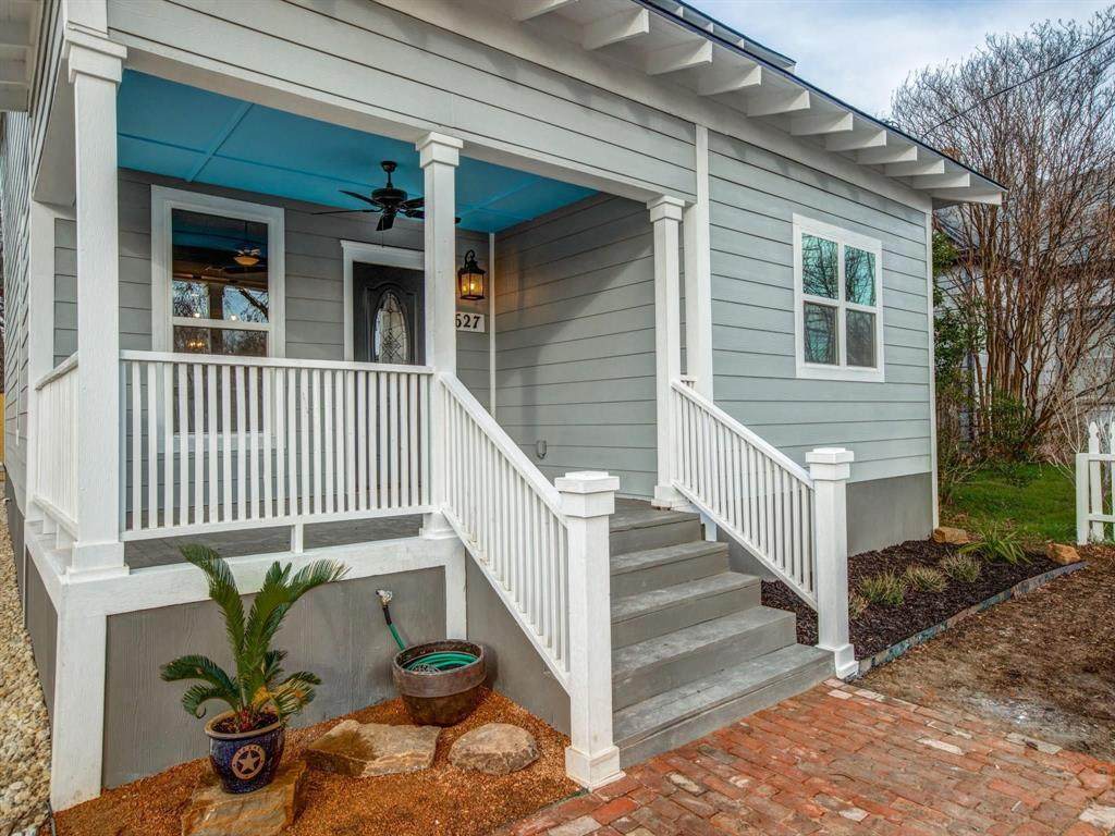 627 Elm Street - Photo 1