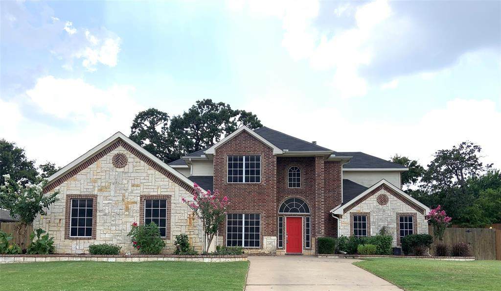 500 Winterwood Drive - Photo 1