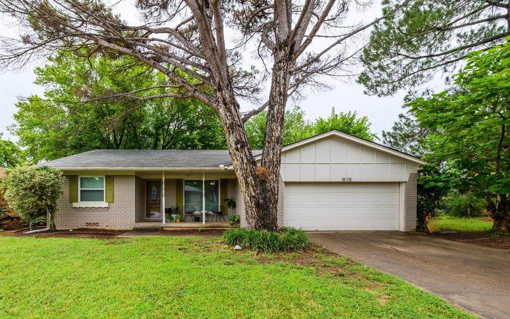 1808 Mohican Street - Photo 1