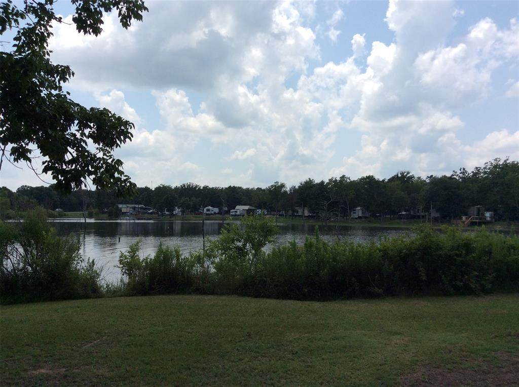 560 County Road 1516 - Photo 1