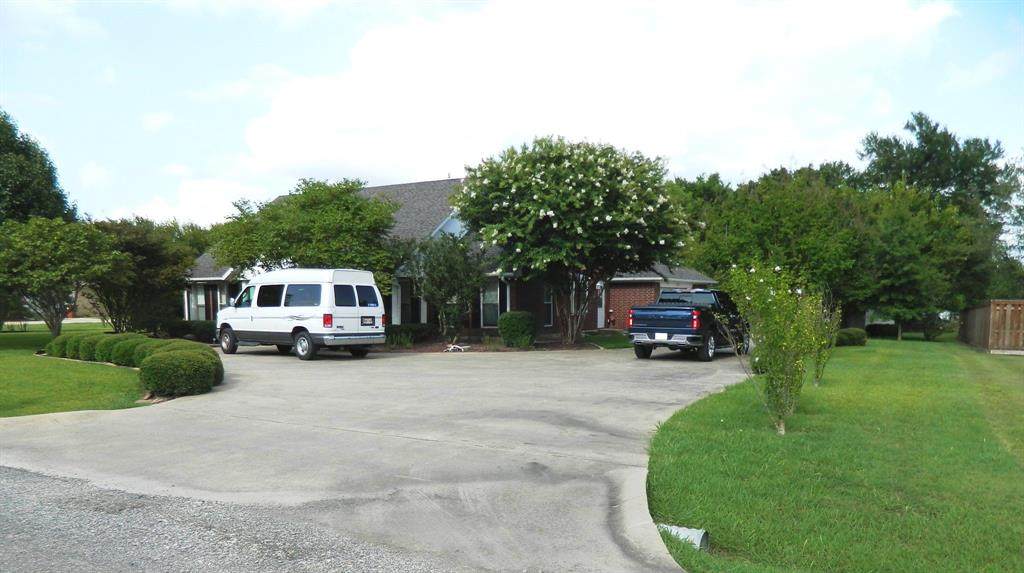 504 Mcclendon Street - Photo 1