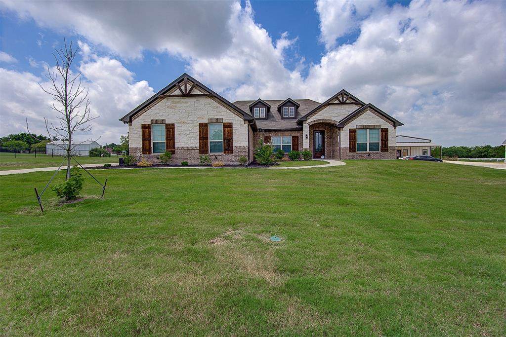 1409 County Road 914A - Photo 1