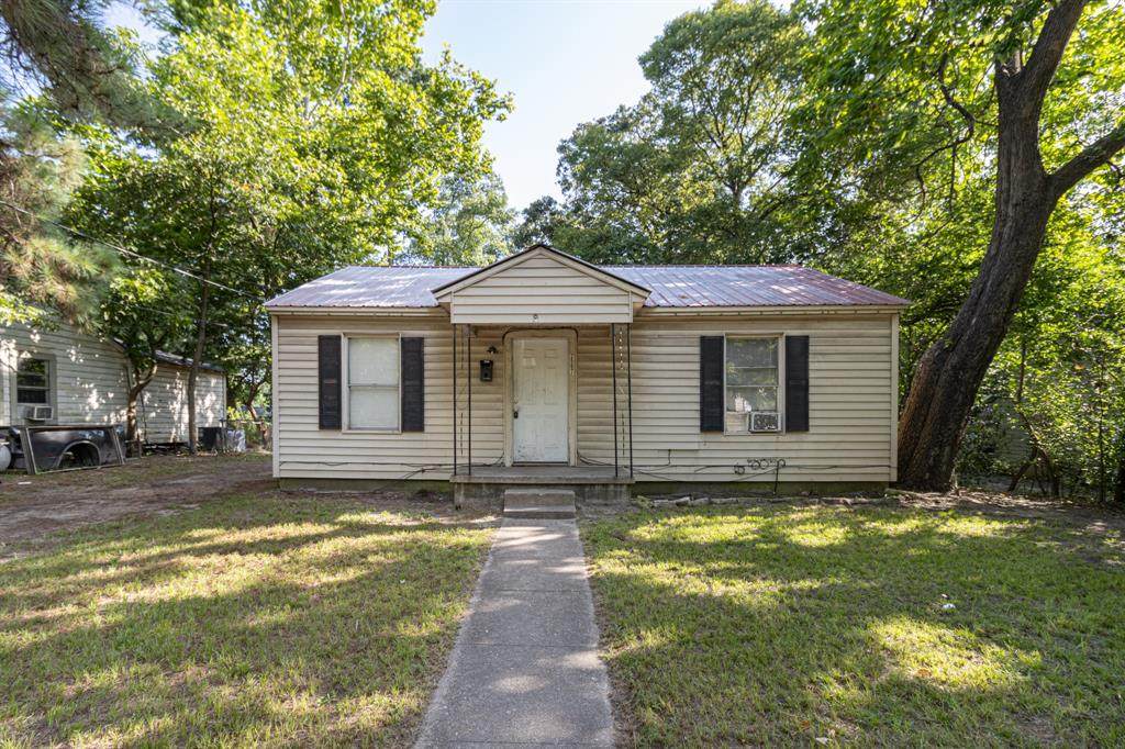 2507 Pineburr Road - Photo 1