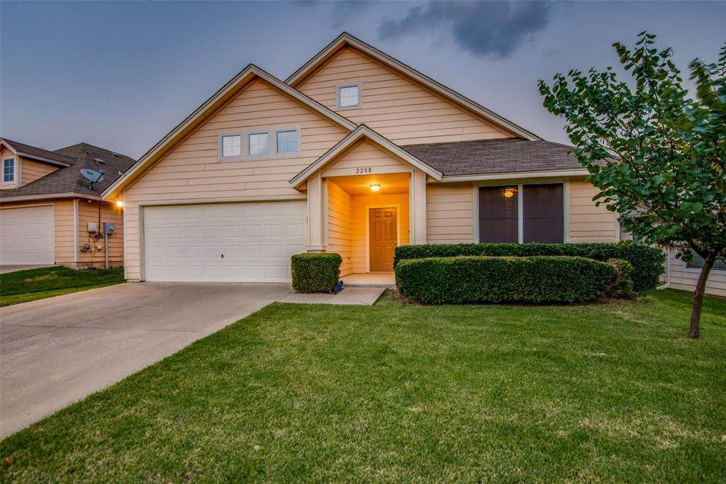 2208 Arrowhead Drive - Photo 1