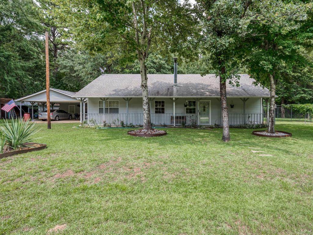 887 Janis Drive - Photo 1