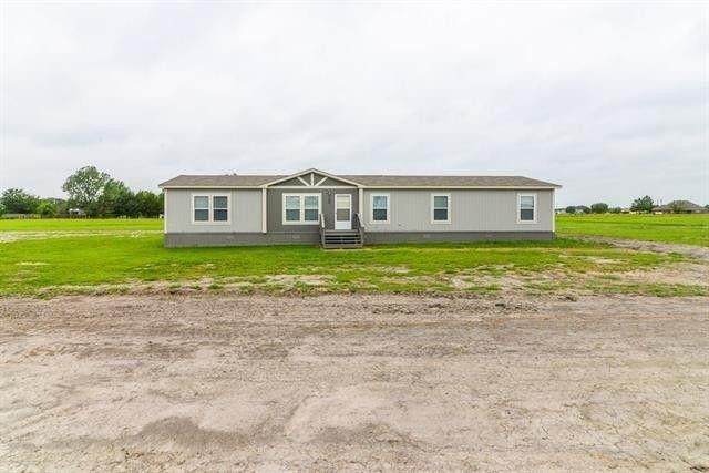 249 Mariposa Drive - Photo 1