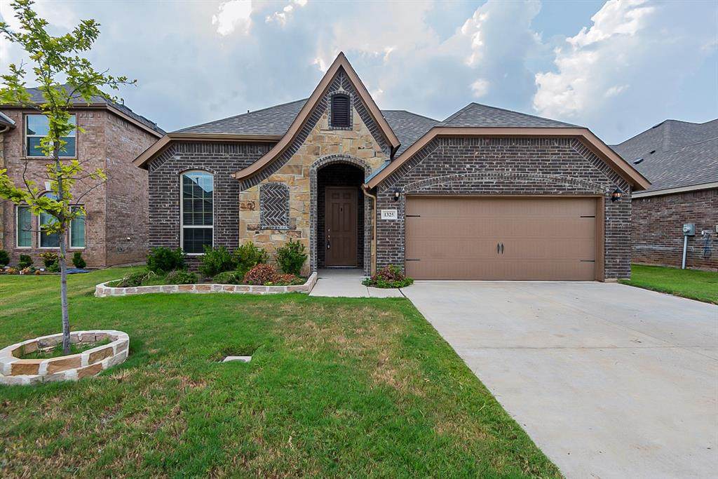 1325 Mountain View Lane - Photo 1