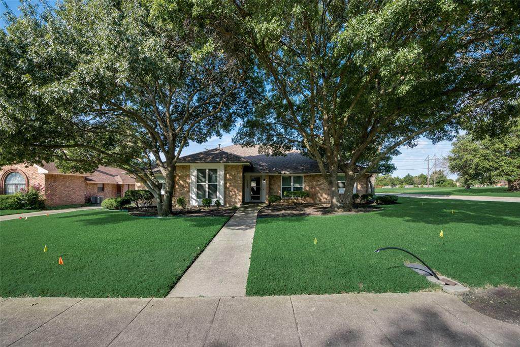 1886 Green Tree Lane - Photo 1