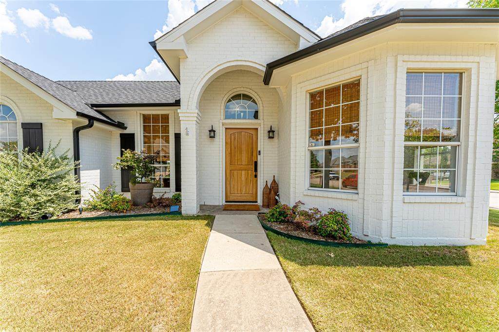 700 Stanford Drive - Photo 1