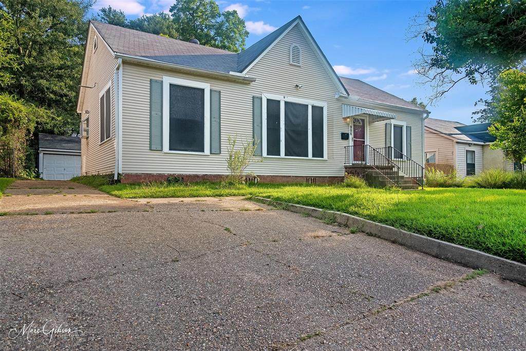 908 College - Photo 1
