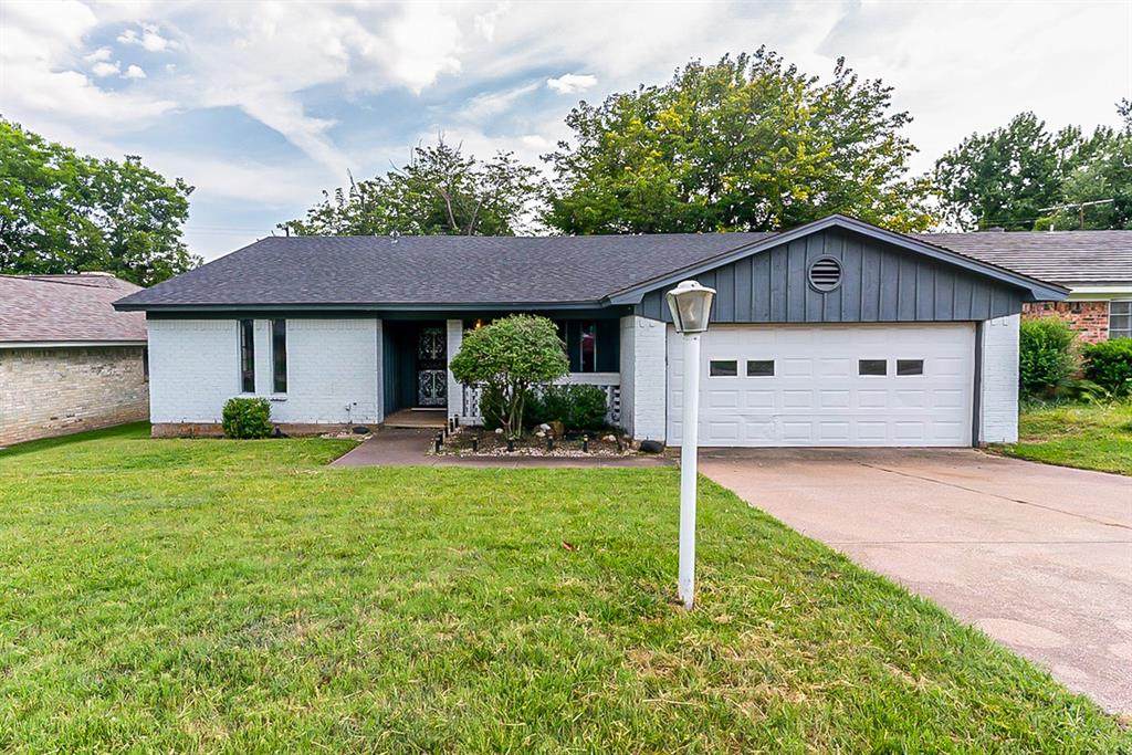 7440 Yolanda Drive - Photo 1