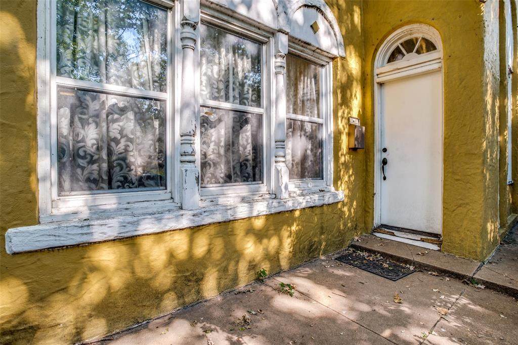 120 Briscoe Boulevard - Photo 1