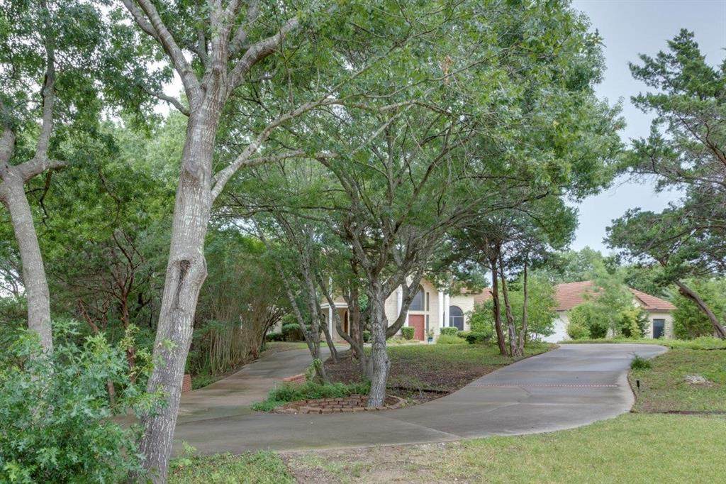 1216 Regents Park Court - Photo 1
