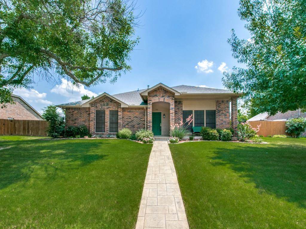212 Whispering Hills Drive - Photo 1