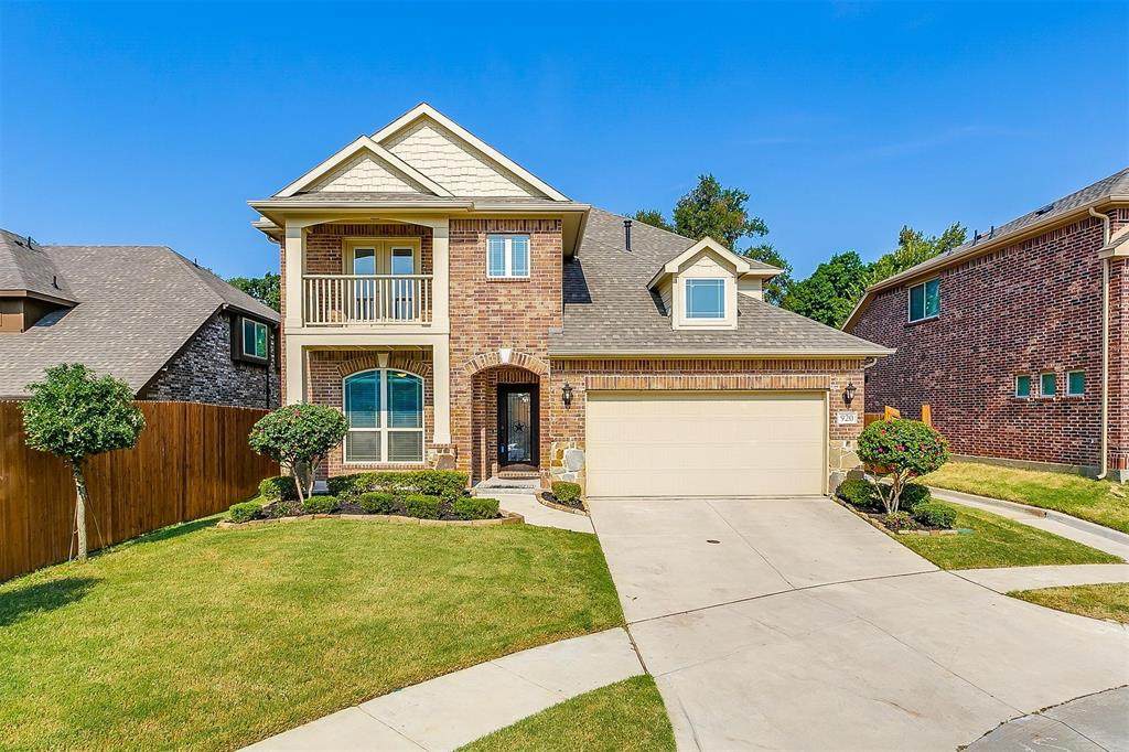 920 Greenhurst Circle - Photo 1