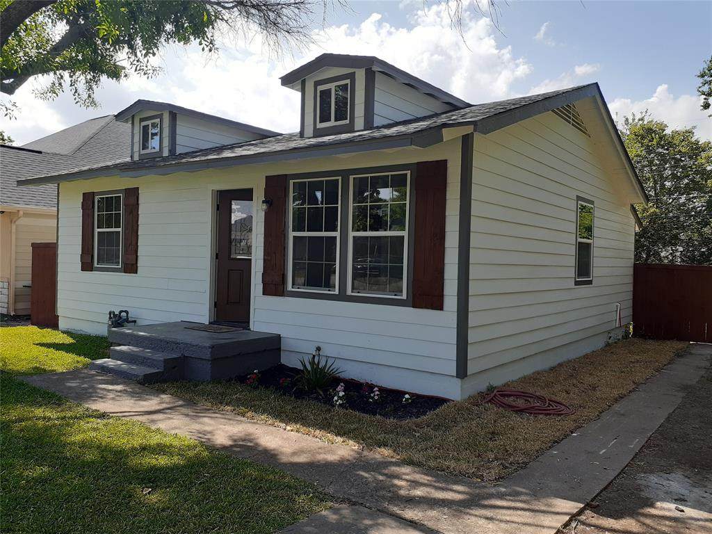 318 Vinyard Road - Photo 1
