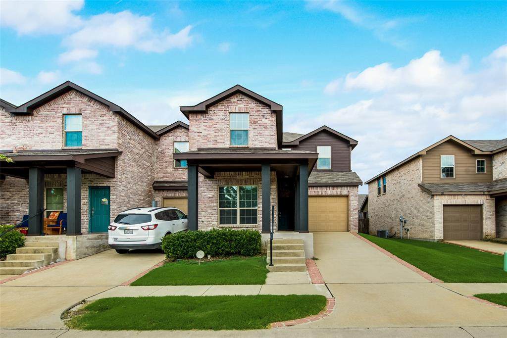 2212 Abbey Lane - Photo 1