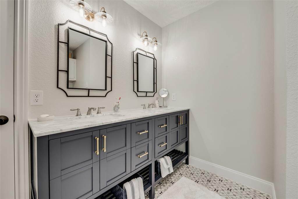 58 Robins Nest Drive - Photo 1