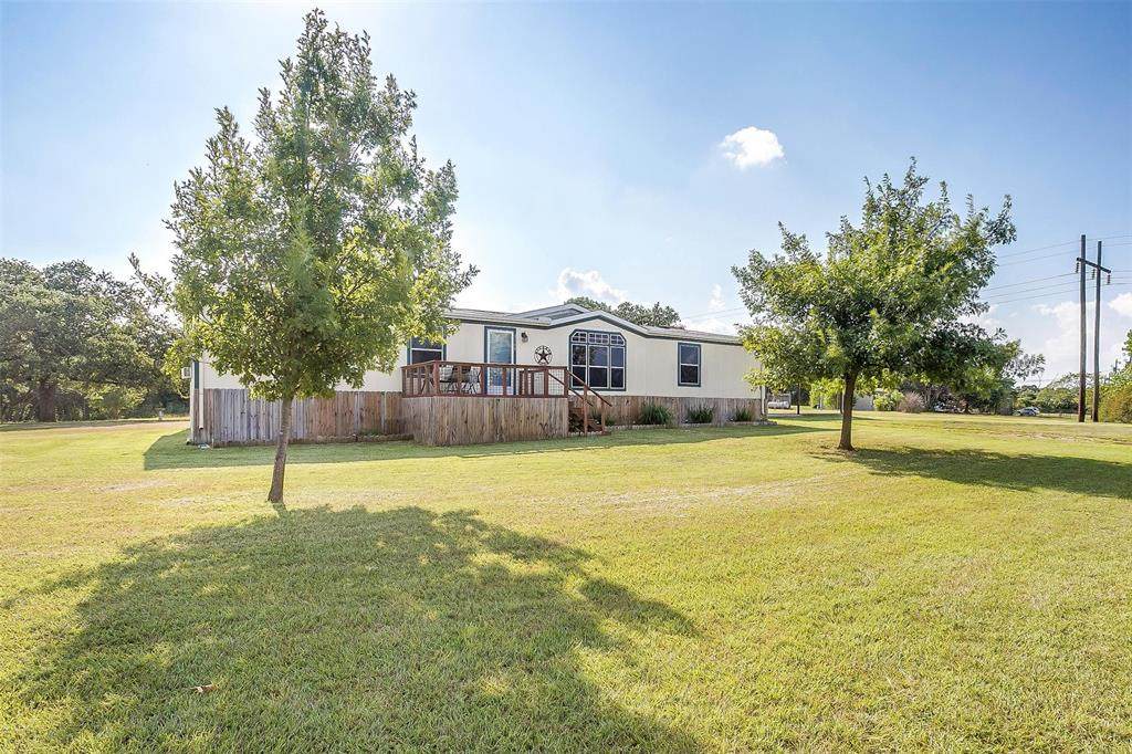 3214 Flora Street - Photo 1