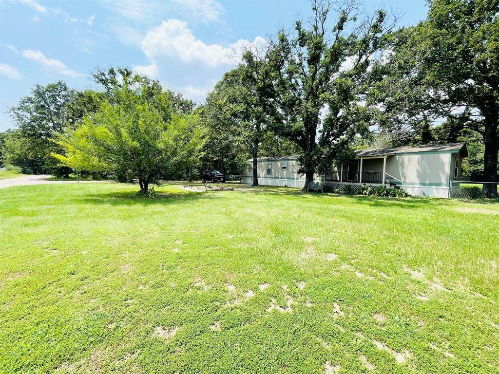 110 Red Oak Drive - Photo 1