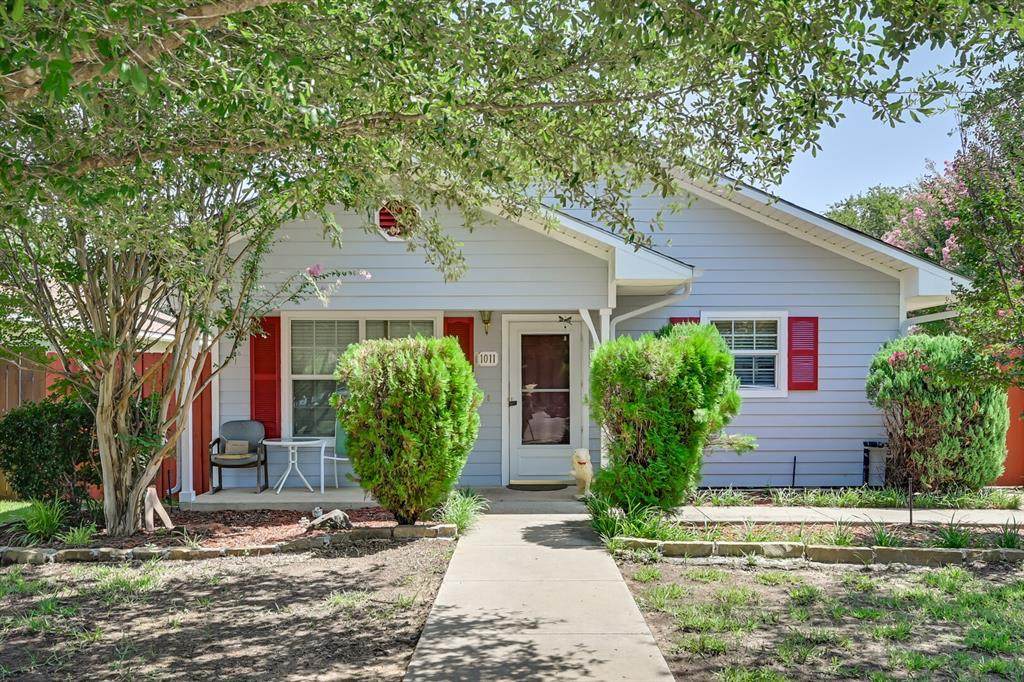 1011 Reed Road - Photo 1