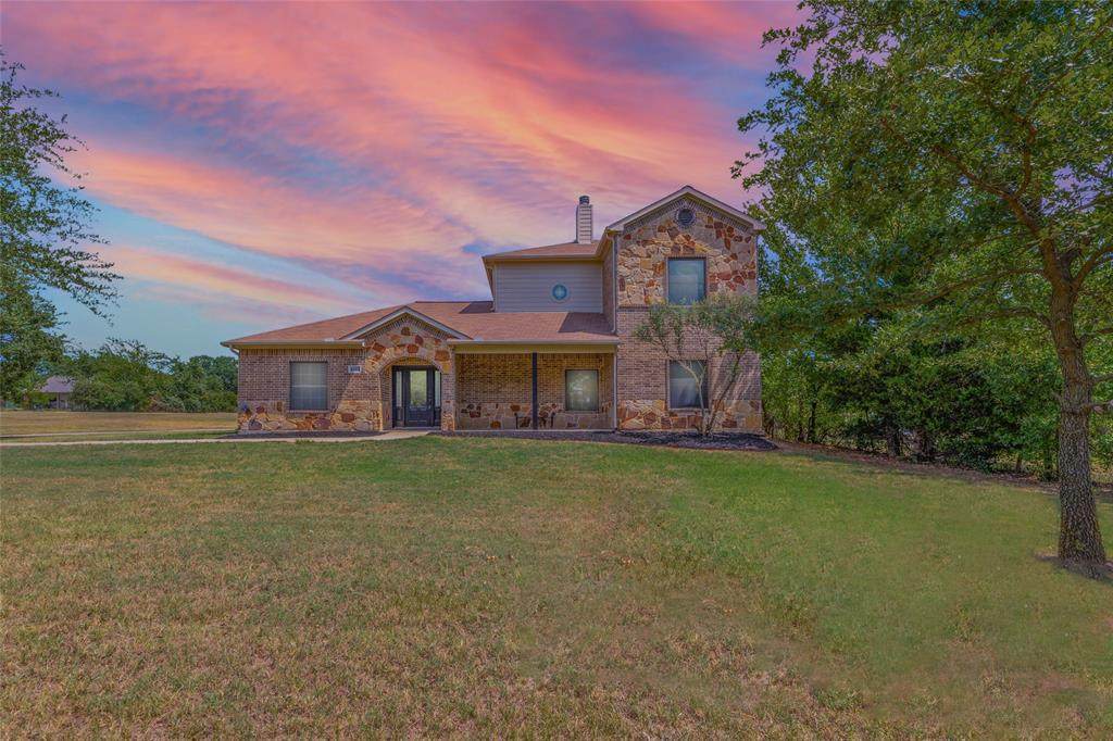 4101 Oakview Circle - Photo 1
