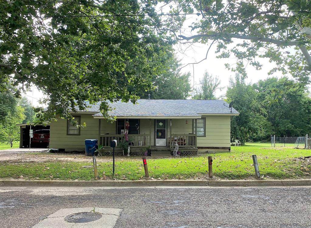 1101 Crockett Avenue - Photo 1