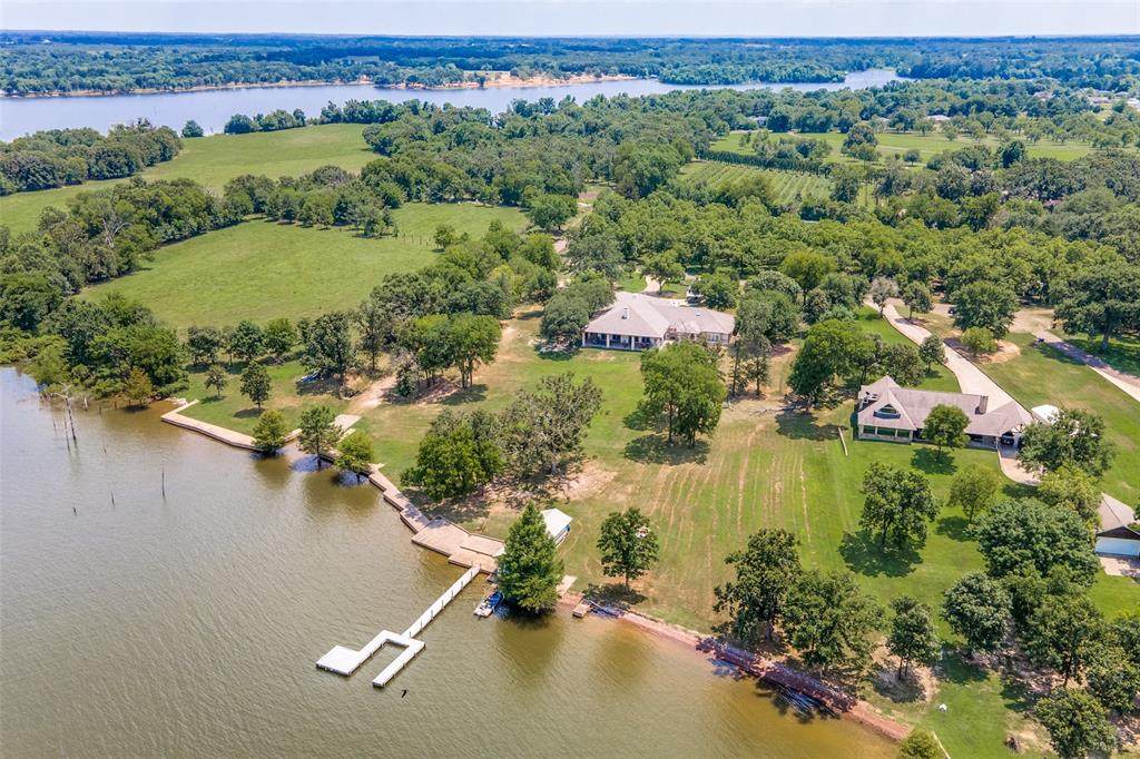 154 County Road 1583 - Photo 1