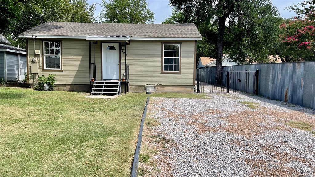 308 Russell Street - Photo 1
