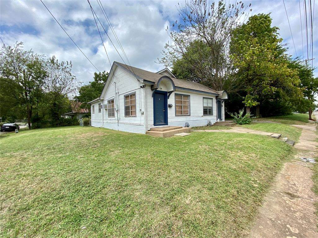 1611.5 Park Street - Photo 1