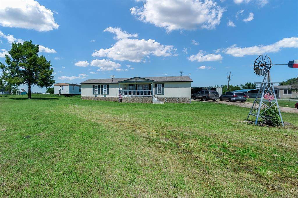 535 Santa Fe - Photo 1