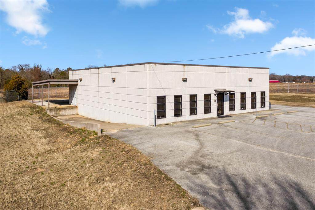 1700 Rotan Road - Photo 1