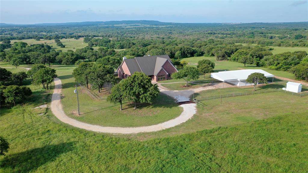 7273 Fm 677 - Photo 1