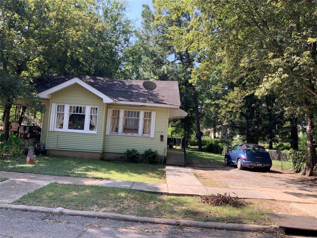 2921 Penick Street - Photo 1