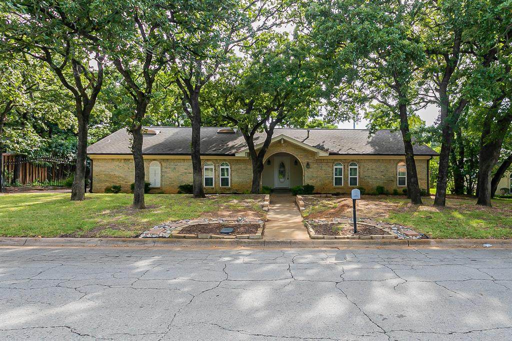 2845 Hurstview Drive - Photo 1