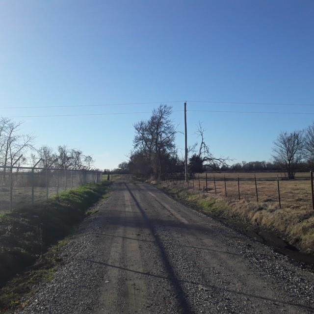 424 Deer Lane - Photo 1